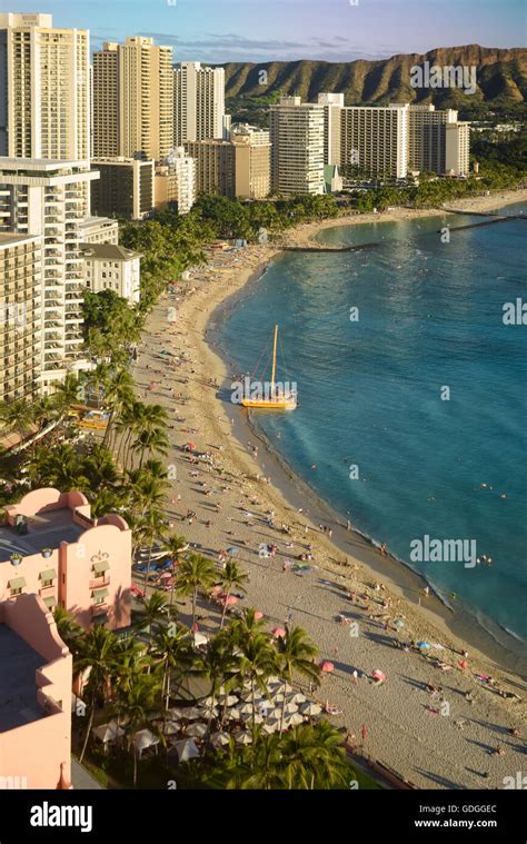 Honolulu High Resolution Stock Photography And Images Alamy