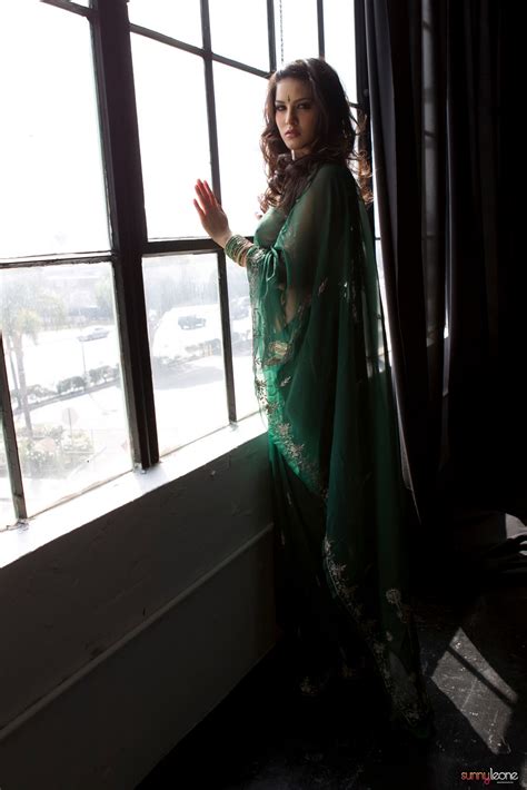 Sexclusive Stills Sunny Leone Erotically Exposes Her Boobs Through Transparent Green Saree