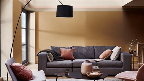 4 New Ways To Transform Your Living Room With Spiced Honey Dulux