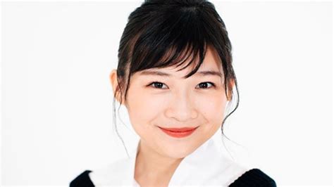 «授賞式 お兄ちゃんだけ来れなかったから よくわかってなかったけど 一応祝ってはくれた‍♂️ #オズワルド». 伊藤沙莉の激かわいい画像集!すっぴんがマジで超ヤバすぎる!