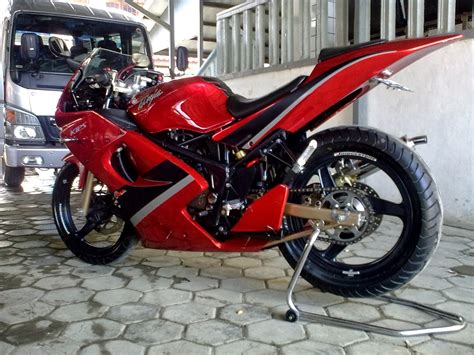 Modifikasi Motor dan Mobil: Foto Modifikasi Kawasaki Ninja RR