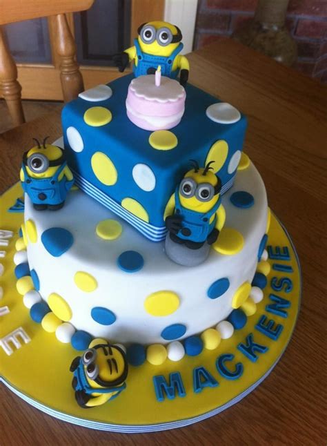 There could be a thousand cake design ideas out there. Amazing Despicable Me cake with excellent minions | Minion ...