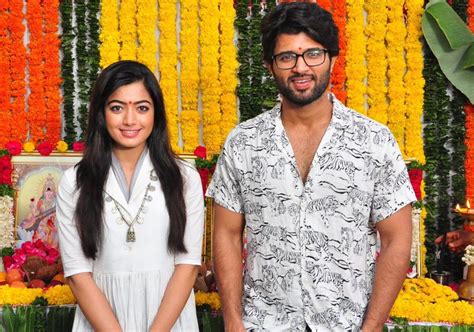 Rashmika mandanna allegedly calls off her. How Vijay Devarakonda silenced journalist who asked about ...