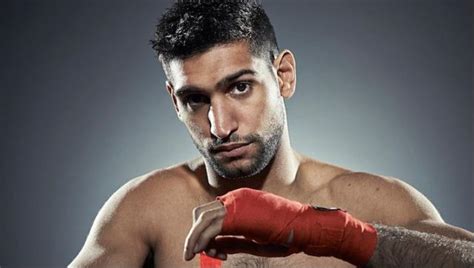 Amir Khan returns to the ring after two years to face Lo ...