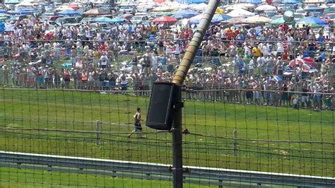 Drunk Guy Outside The Fence 2012 Indy 500 Turn 3 Youtube