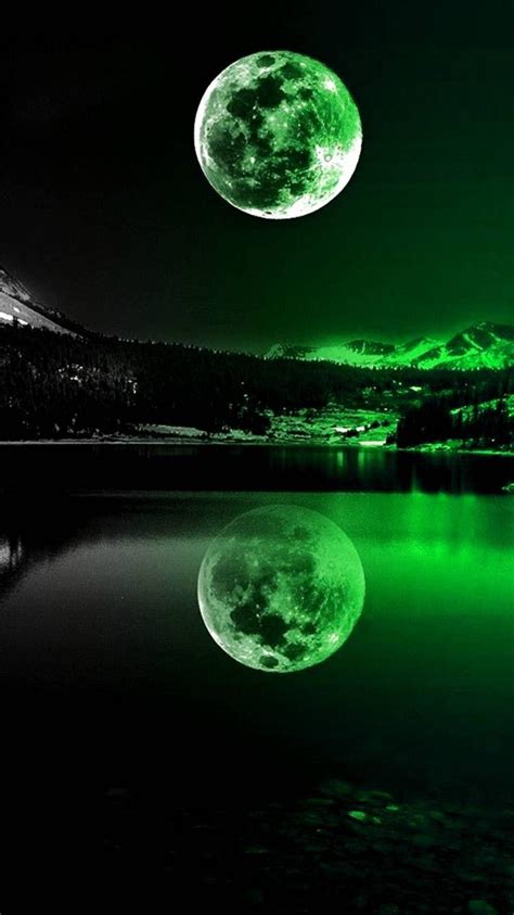 Green Moon Wallpapers Top Free Green Moon Backgrounds Wallpaperaccess