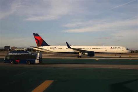 Delta To Retire Boeing 777 Aircraft Fleet Wallmine