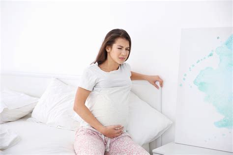 Abdominal Pain During Pregnancy Causes And Symptoms What To Expect Do You Need To Worry