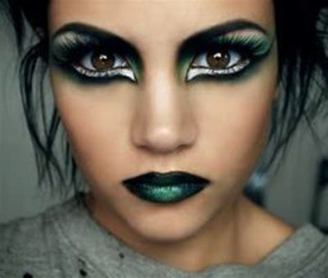 Halloween Make up Ideen - Bilder von Hexen!