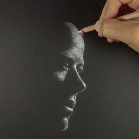 Drawing Skin Texture With White Charcoal White Charcoal Black Paper