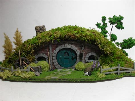 Hobbit House 14 Inch Scale Hobbit House Hobbit Garden Fairy Garden Diy