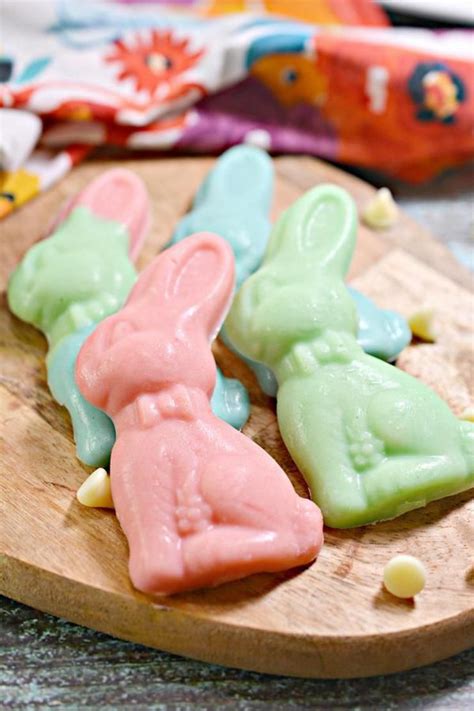 Keto White Chocolate Easter Bunnies Easter Candy Recipes Bunny Recipes Easter Bunny Food
