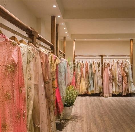 12 designer lehenga stores in shahpurjat delhi which will not burn a hole in your pocket