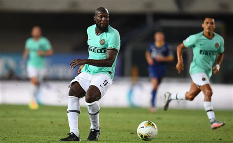 Técnico da inter de milão ainda vê uma diferença muito grande entre o time de turim e os outros principais concorrentes ao título do campeonato italiano. Inter de Milão vacila e cede empate ao Verona no Italiano ...