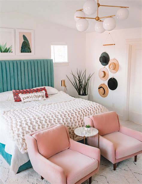 With the crazy pace of life, many of us crave a calm and peaceful home. How To Create a Relaxing Bedroom Sanctuary + Bedroom Decor ...