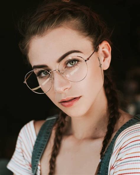 Brillen Trends 2021 Für Damen Brillen Damen Brille Runde Brille Damen