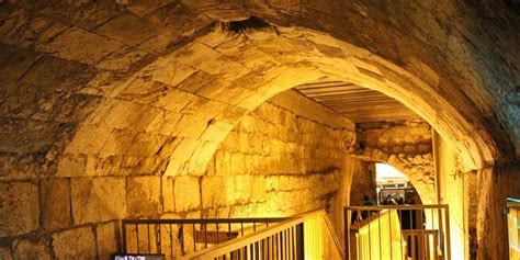 Inside Jerusalems Western Wall Tunnels Business Insider