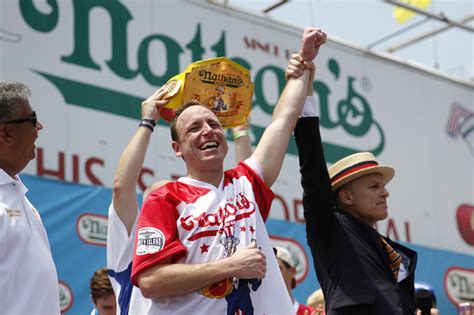 On july 4, he ate 75 hot dogs and buns in 10 minutes breaking his own world record from 2018 joey jaws chestnut wins the 2019 nathans famous fourth of july international hot dog eating contest with 71 hot dogs at coney island on july. Chestnut Wins 2018 Nathan's Famous Contest - Joey Chestnut Eats