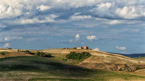 Tuscan Countryside Asciano Si Italy Roberto Sivieri Flickr