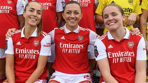 Behind The Scenes At The 202223 Arsenal Womens Team Photocall Youtube