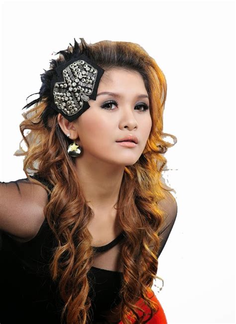 Myanmar Model Girls Myanmar Singer Jenny