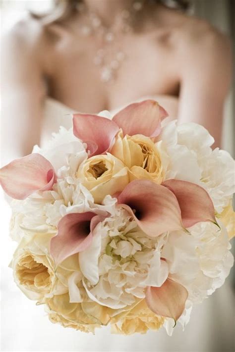 18 Most Beautiful Calla Lily Wedding Bouquets R R