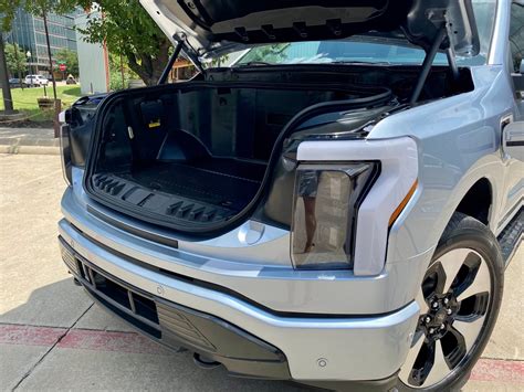 All Electric 2022 Ford F 150 Lightning Makes Texas Debut