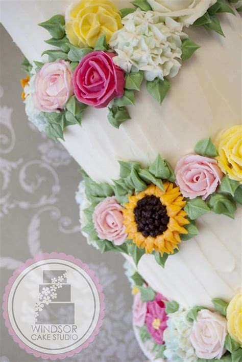 3 Tier Buttercream Flowers Wedding Cake By Windsor Cake Cakesdecor