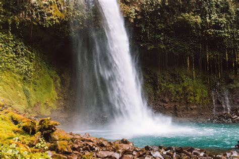La Fortuna Waterfall Costa Ricas Famous Rainforest Waterfall Bonnie