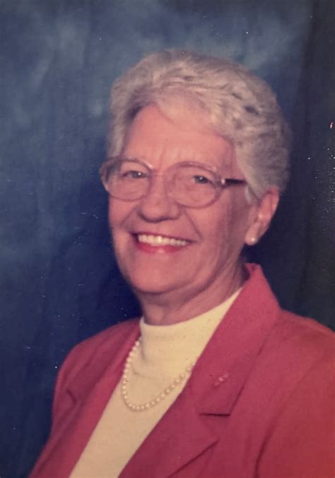 Patricia Pinckney Lowenthal