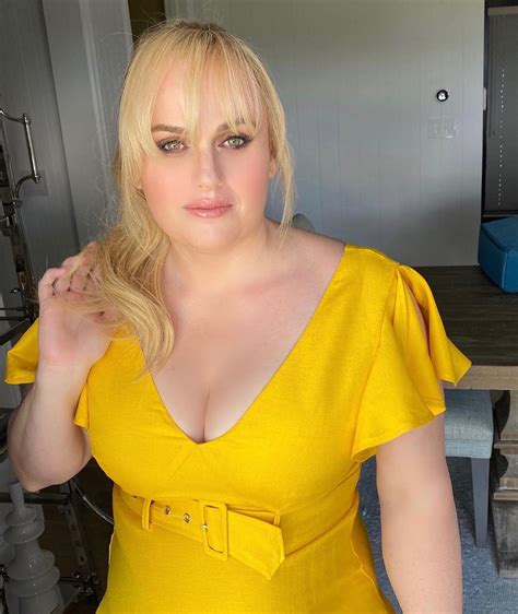 Rebel Wilson Shows Off Weight Loss In Plunging Yellow Dress As Actress Continues To Wow Fans