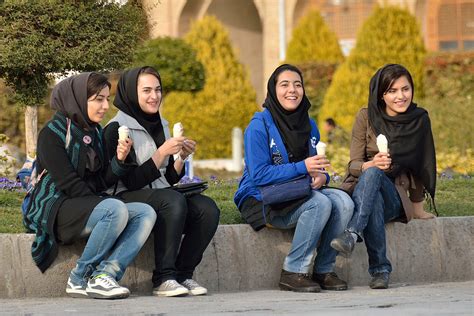 7 THINGS NOBODY TELLS YOU ABOUT IRAN مجله مهاجرت