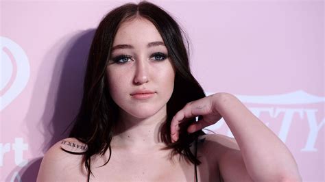 noah cyrus selling 12 000 bottle of her tears stylecaster