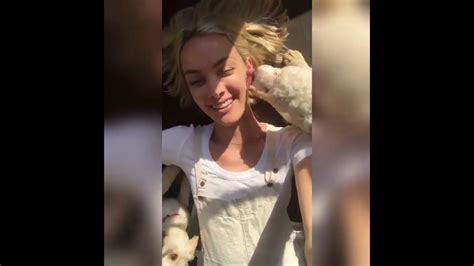 Rachel Skarsten Gets Licked By Her Dogs 128 Youtube