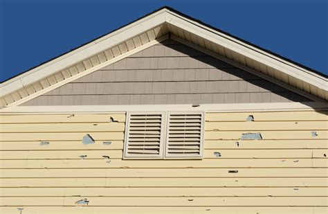 Vinyl Siding Damage Heins Contractiong Roofing Siding Windows