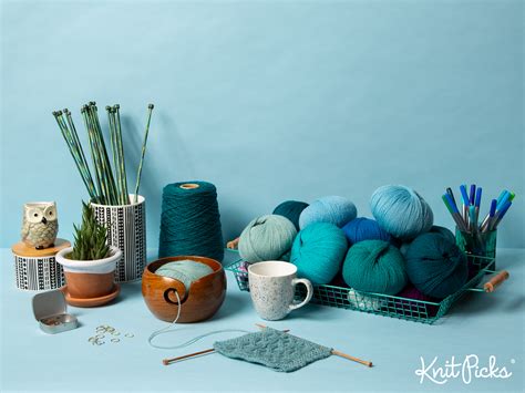 Free Digital Knitting Themed Wallpapers