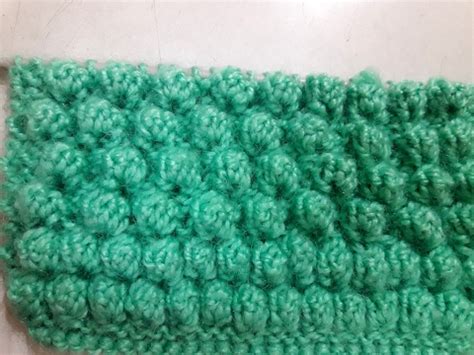 There are lots of methods for making bobbles of varying sizes. Make knitting bubble stitch - knitting pattern no 25 - YouTube