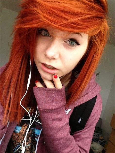 13 Cute Emo Hairstyles For Girls Being Different Is Good Emo Girl