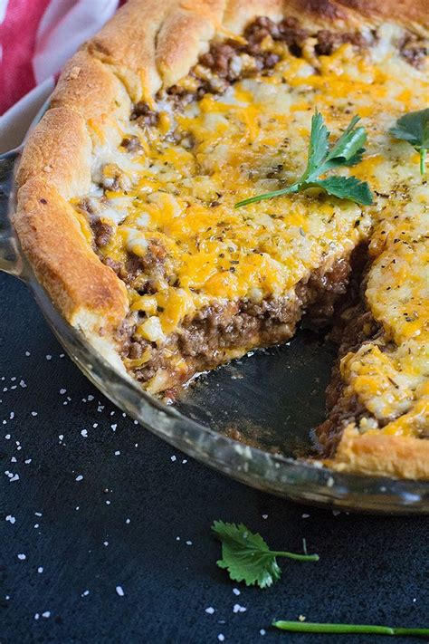Adding a lattice crust to the top of your pie may seem a little daunting, but it's actually quite easy. 20-minute taco pie with crescent rolls | Recipe | Crescent ...