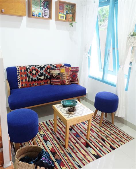 Cara menata ruang tamu sangat penting untuk memilih warna. Warna Cat Untuk Ruang Tamu Yang Sempit | Desainrumahid.com