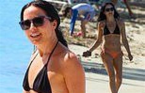 Andrea Corr 47 Showcases Her Toned Physique In A Tiny Bikini On The Beach In