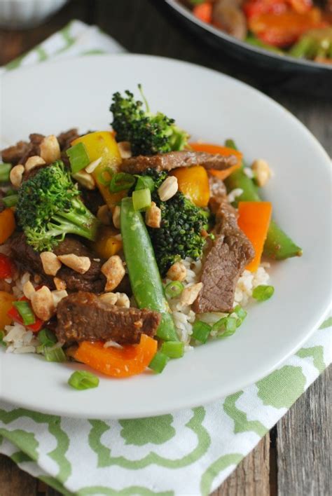 We always have personal choices concerning about my every day dishes. Easy Beef Stir Fry With Peanut Sauce