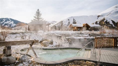 Hot Springs In Wyoming You Have To Try Getaway Couple