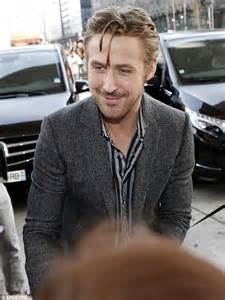 Ryan Gosling Is Overwhelmed By Adoring Fans As He Leaves Paris Hotel