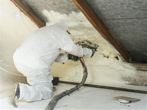 There are many pole barn insulation options. Pole Barn Insulation Wisconsin | Spray Foam Installers