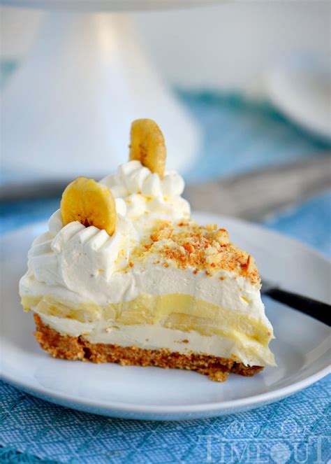 :) with love, skotch the grouch, hoovy the baby, and crystle the human!follow us on instagram: No Bake Banana Cream Pudding Cheesecake - Mom On Timeout