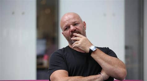 Philippe etchebest, né le 2 décembre 1966 à soissons (aisne), est un chef cuisinier et un animateur de télévision français. AJ Etchebest : "J'étais assez physique et je jouais ...