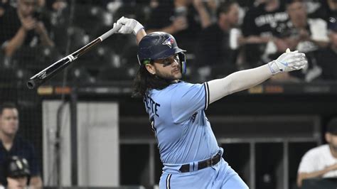 jays edge white sox to sweep twin bill series