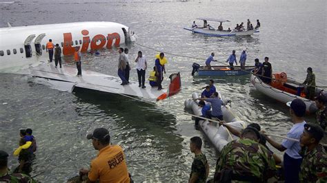 Indonesia Plane Crash Lion Air Flight Jt610 Plunges Into Java Sea Off