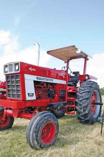 2009 Red Power Round Up Antique Tractor Show Focuses On International